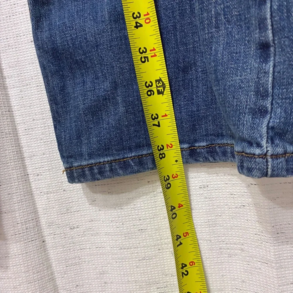 Wrangler Girls Size 16 Regular Straight Leg Jeans Medium Wash Denim